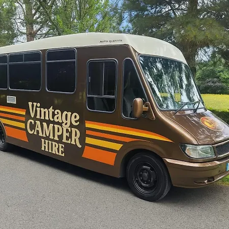 Vintage Camper Hire * Milltown (Kerry)